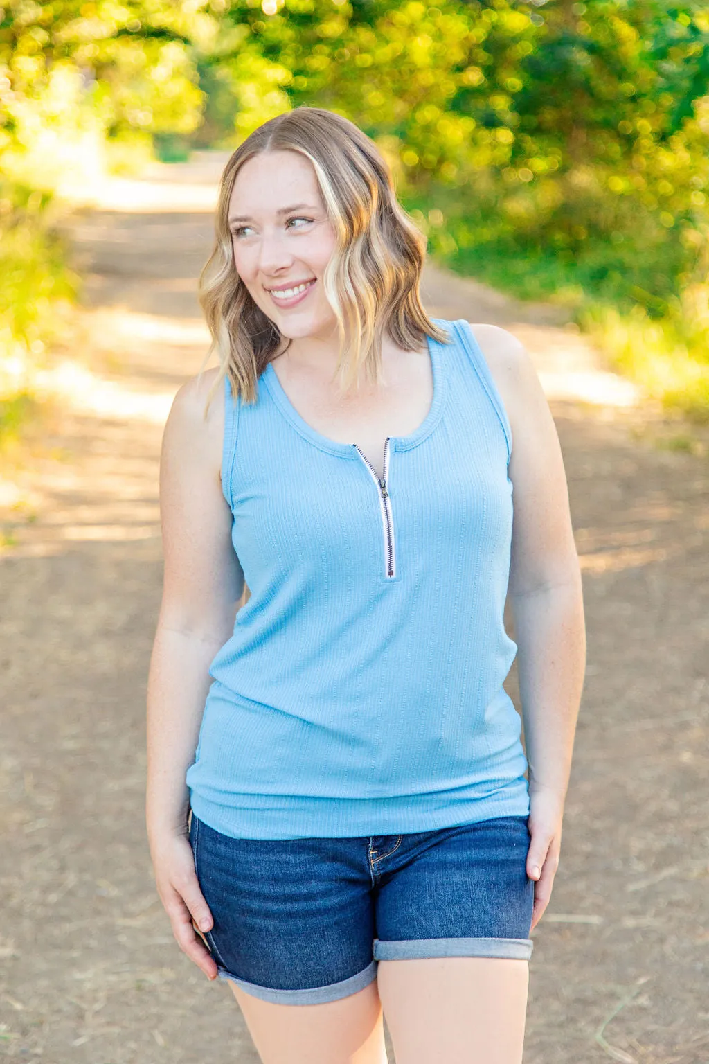 EN ROUTE Mila Zipper Tank - Blue