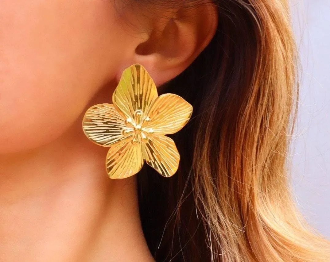 Flower Earrings for Women Big Statement Earrings for Women Floral Earrings Daisy Earrings Pink Gold Silver Orange Black White Flower Stud Earrings Summer Spring Fancy Earrings