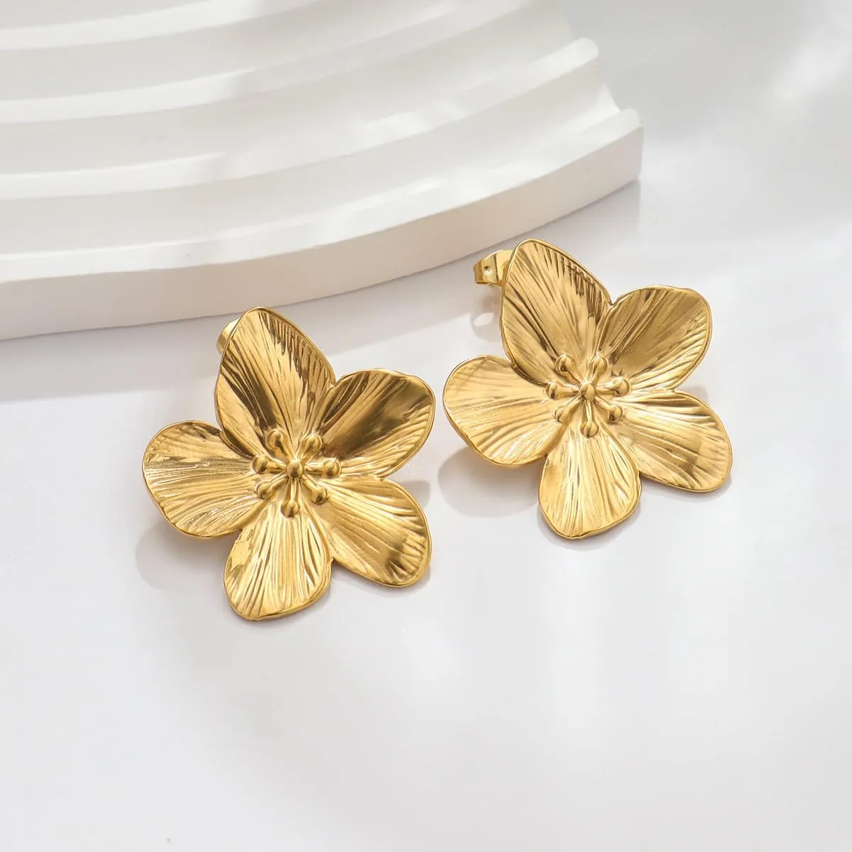 Flower Earrings for Women Big Statement Earrings for Women Floral Earrings Daisy Earrings Pink Gold Silver Orange Black White Flower Stud Earrings Summer Spring Fancy Earrings