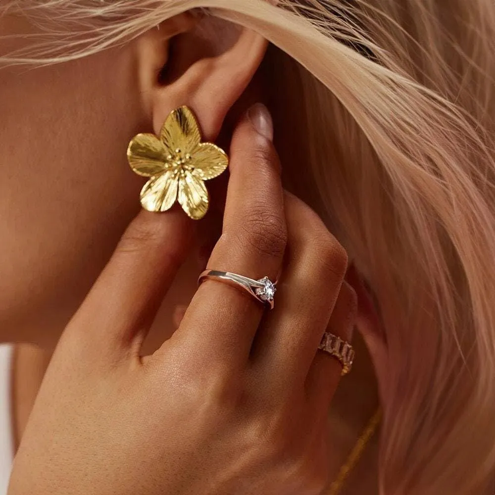 Flower Earrings for Women Big Statement Earrings for Women Floral Earrings Daisy Earrings Pink Gold Silver Orange Black White Flower Stud Earrings Summer Spring Fancy Earrings