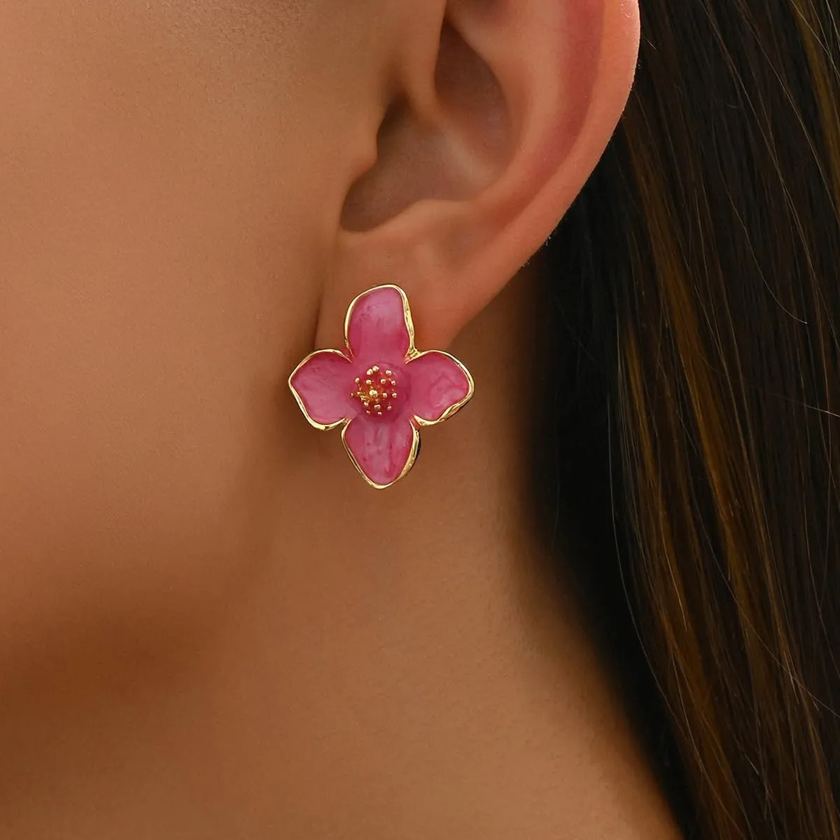 Flower Stud Earrings for Women Colorful Enamel Flower Statement Earrings Cute Gold Flowers Bud Earring Irregular Petal Earring Elegant Pastel Floral Earrings for Women Trendy Jewelry