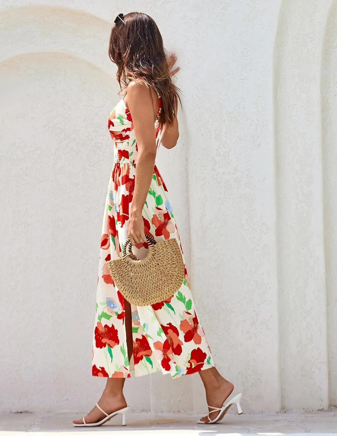 GRACE KARIN 2025 Women's Summer Spaghetti Strap Maxi Dress Smocked Floral Dress Sleeveless Boho Beach Sundress with Pockets