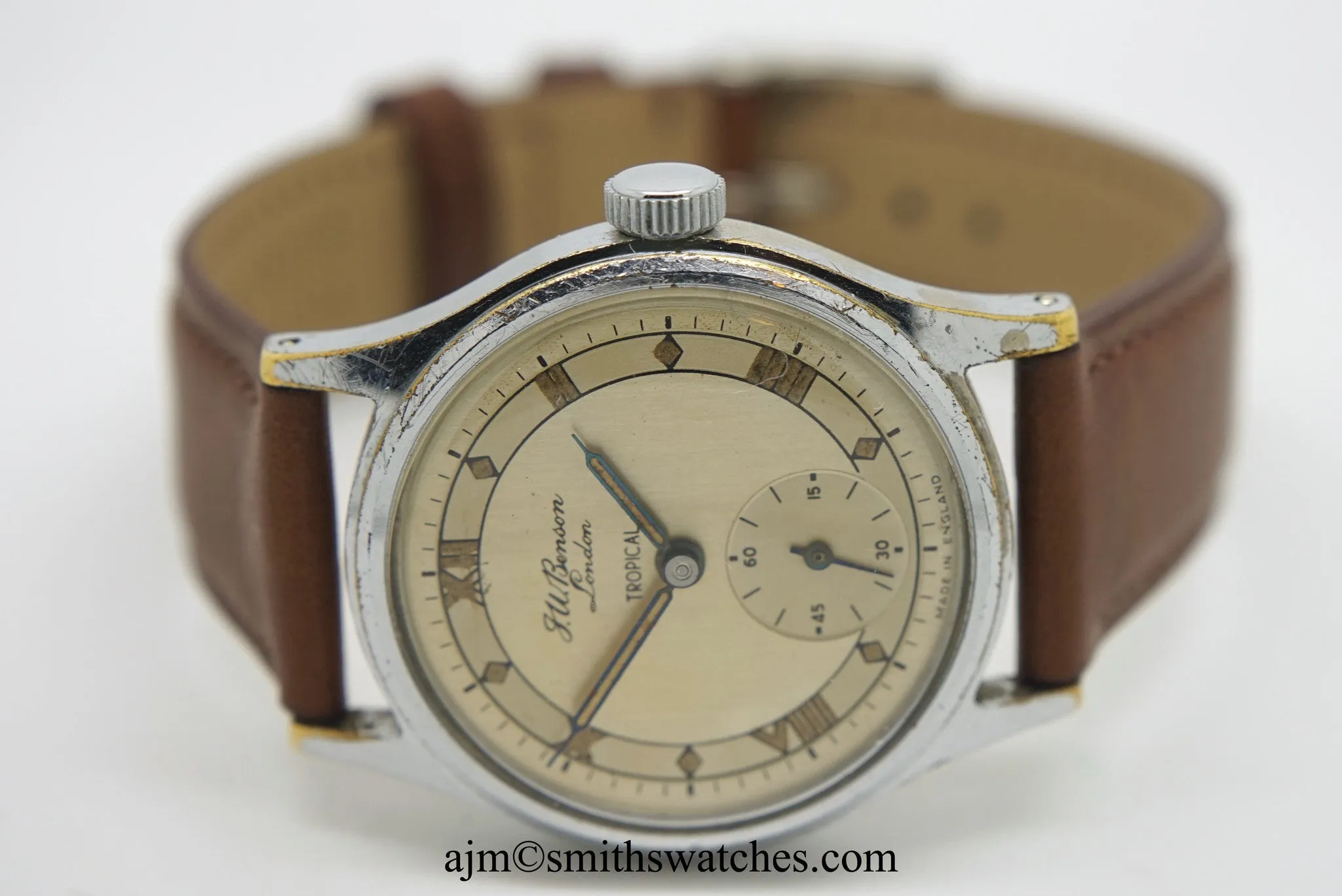 J W BENSON LONDON SMITHS MADE IN ENGLAND ROMAN NUMERAL DIAL DENNISON AQUATITE CASE C 1953