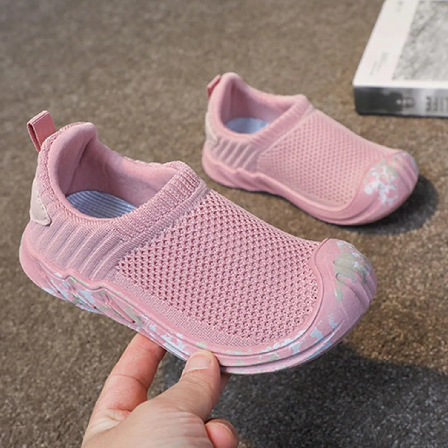 Kids Boys Athletic Shoes Breathable Mesh Lightweight Running Sneakers Toddlers Slip-On Soccer Barefoot Walking Sport Shoes