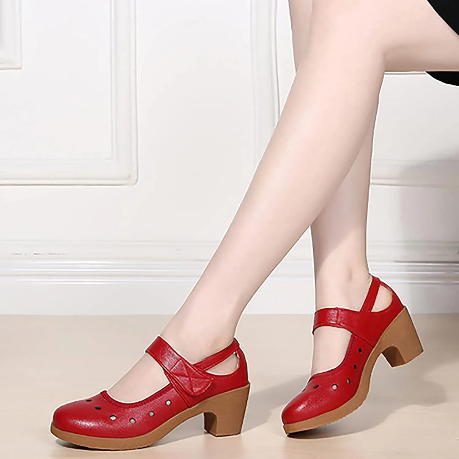 Leather Dance Jazz Shoes Soft Soled Dance Shoes Jazz Shoe Suitable for Women for Social Dancer Beginner Ballroom Dancing Sandals