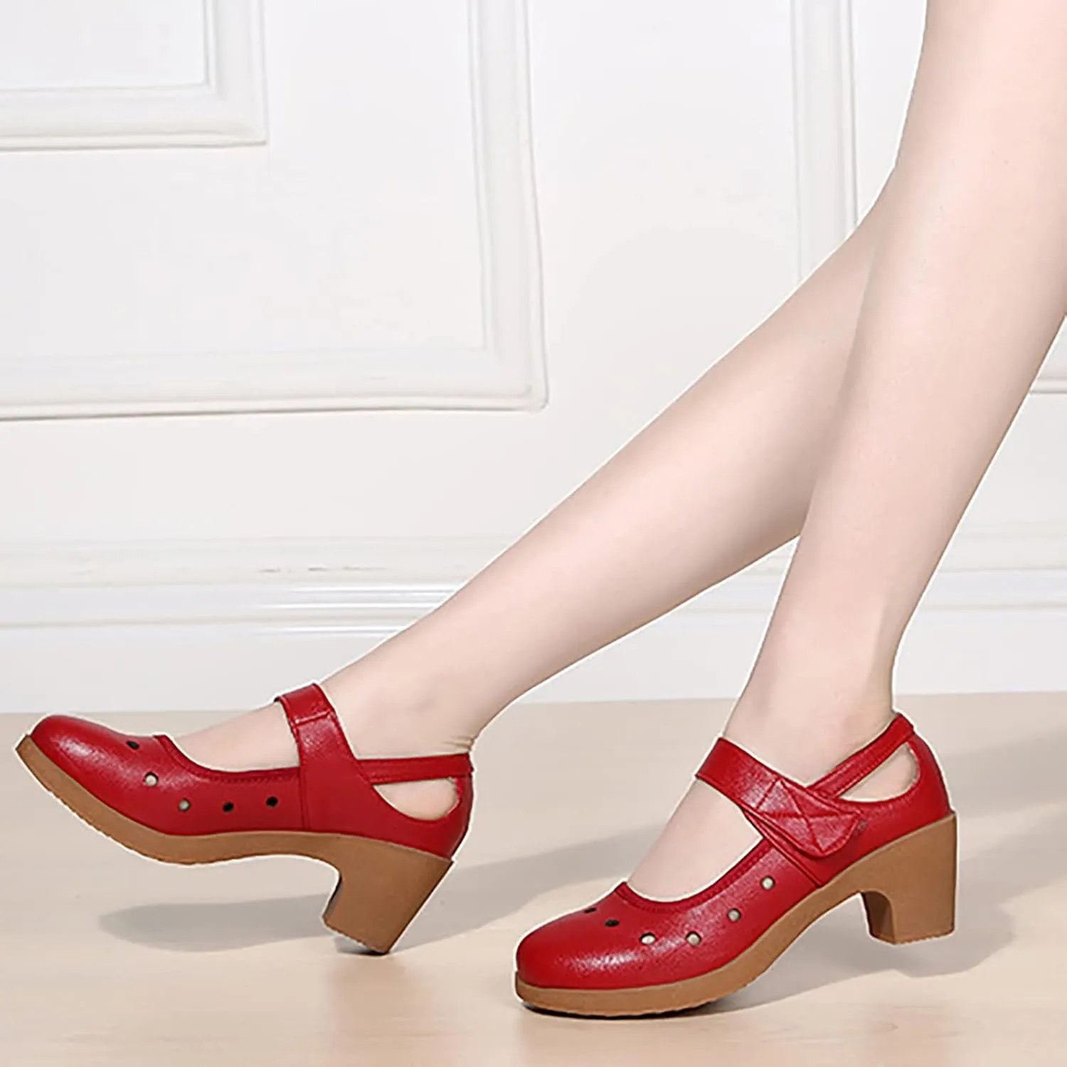 Leather Dance Jazz Shoes Soft Soled Dance Shoes Jazz Shoe Suitable for Women for Social Dancer Beginner Ballroom Dancing Sandals