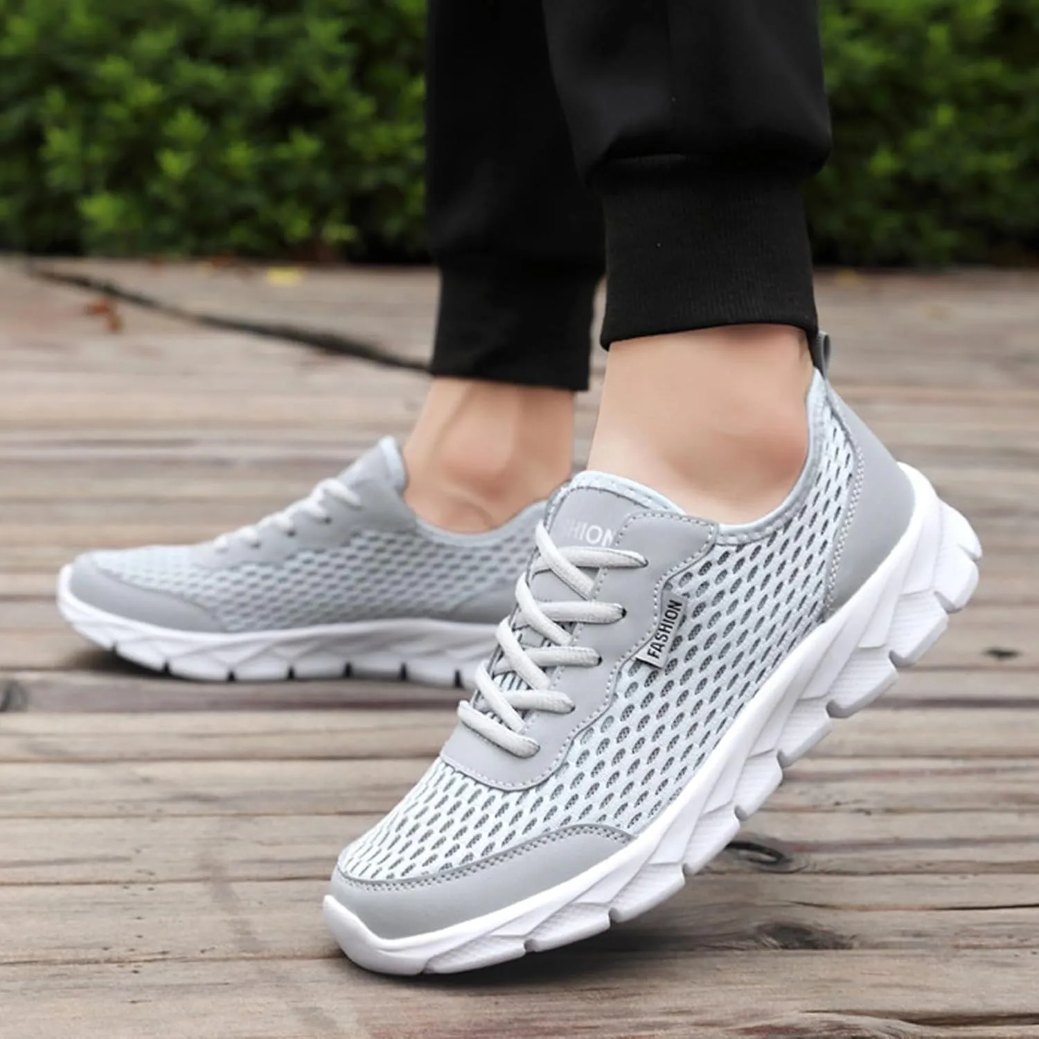Men Lightweight Breathable Mesh Shoes Running Mesh Shoes Lace Up Casual Sneakers Mens Sneaker Slippers