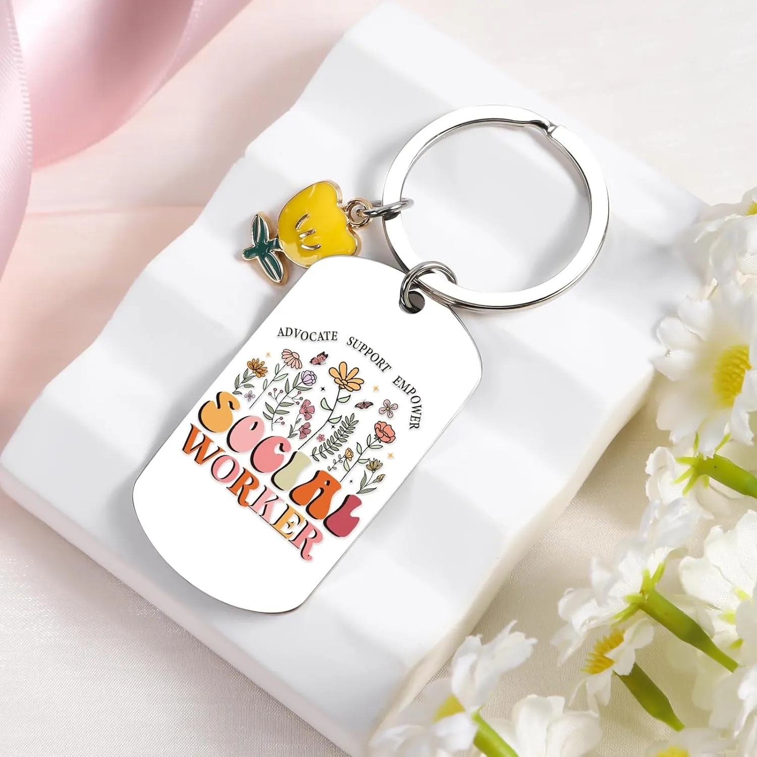 Social Worker Appreciation Gifts - 3Pcs Social Worker Gifts for Women, Social Worker Canva Makeup Bag Keychain Bracelet for Social Worker Volunteer Nurse Teacher Graduation Christmas Gift