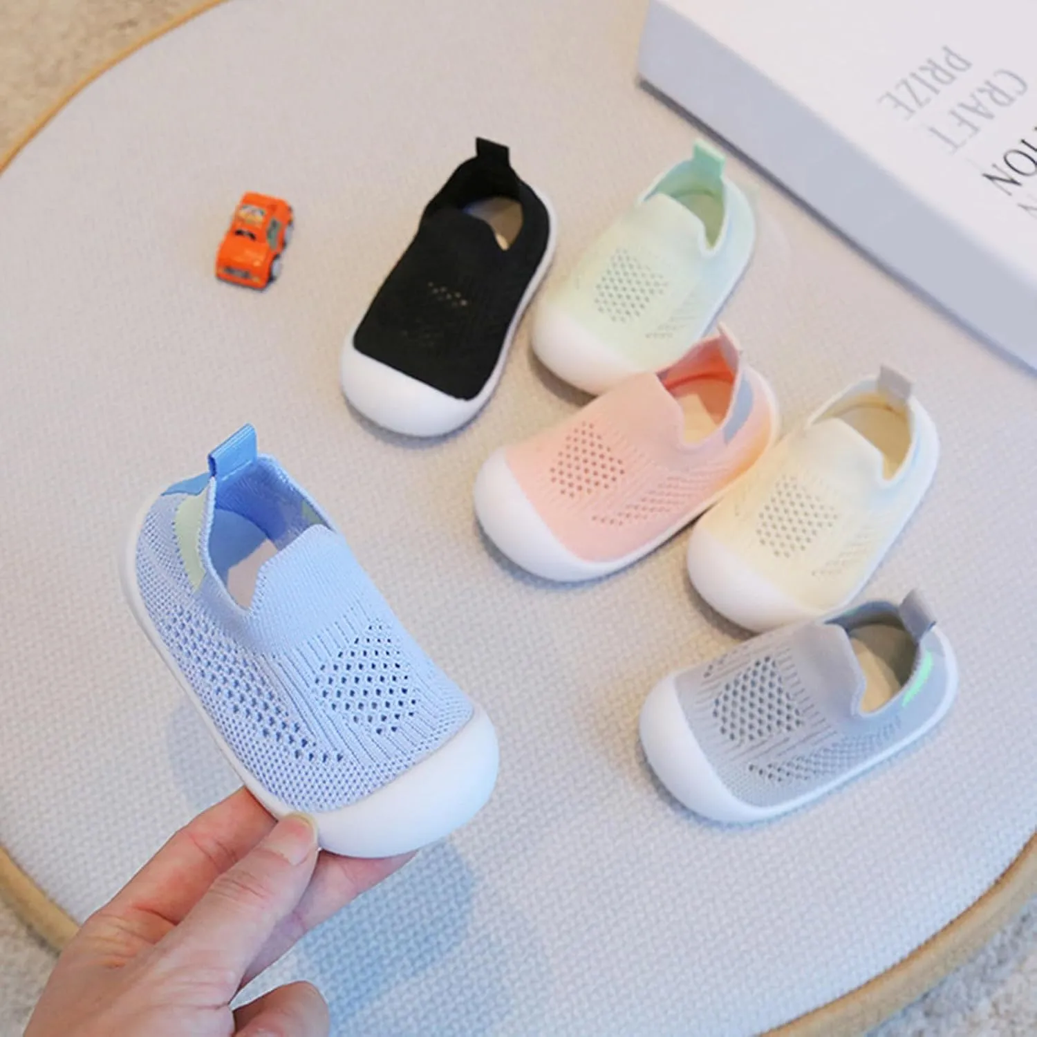 Toddler Boy Girl Mesh Sneakers Baby Knitted Walking Shoes Infant Soft Sole Trainerslittle Kid Breathable Outdoor Shoes