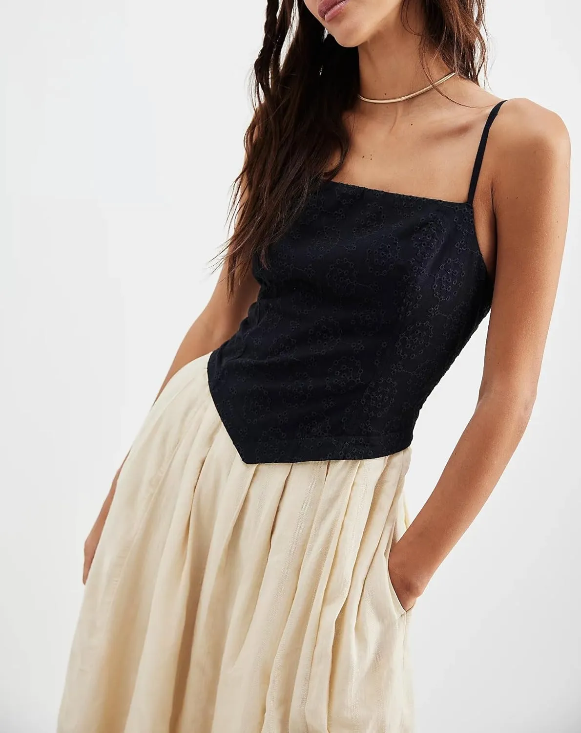 Women's Floral Maxi Beach Dress Summer Hollow Out Eyelet Embroidery Dress Flowy Boho Sundress Backless Long Dresses
