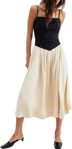 Women's Floral Maxi Beach Dress Summer Hollow Out Eyelet Embroidery Dress Flowy Boho Sundress Backless Long Dresses